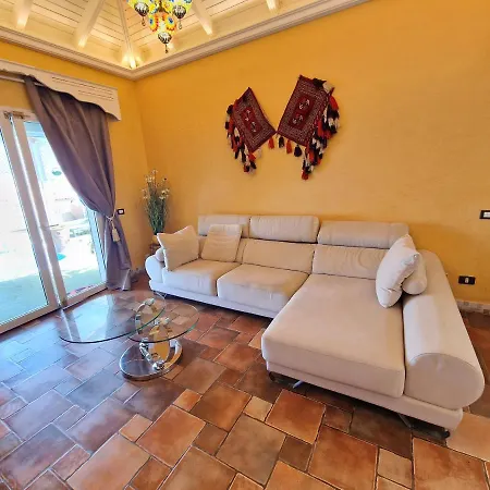 Habibi Luxury 5b Willa Chayofa