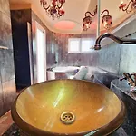Habibi Luxury 5b